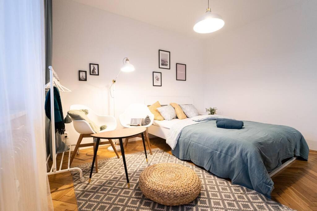 Mini Studio In Masaryk Quarter - Brno Lägenhet Exteriör bild